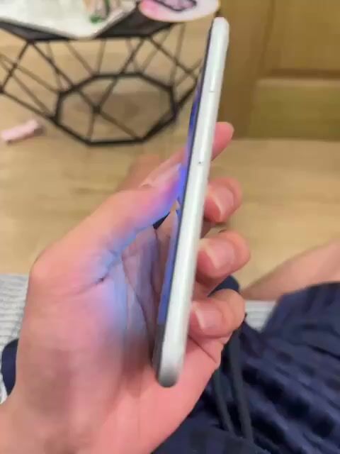 Apple iPhone SE 2020 Trắng Đã thay pin. Mua bán Điện thoại tại Thành phố Vinh Nghệ An được đăng bởi Bố Sam hình 1