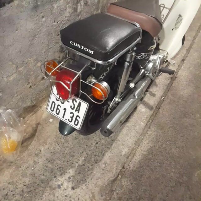 Honda Cub Xanh rêu, Trắng. Mua bán Xe máy tại Quận 11 Tp Hồ Chí Minh được đăng bởi Anh Quoc hình 1