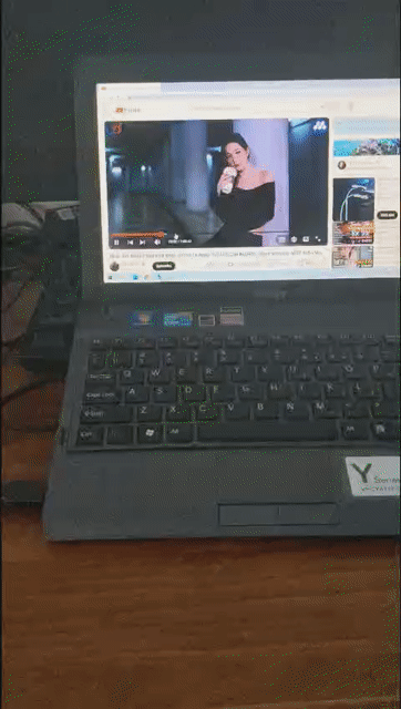 Sony VAIO Y Series i3 10 inch 6GB/ssd 120GB. Mua bán Laptop tại Quận 8 Tp Hồ Chí Minh được đăng bởi COD hình 1