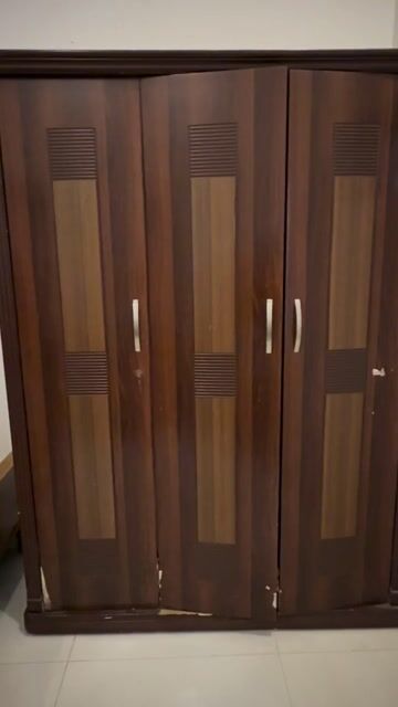 Tủ quần áo Gỗ Nâu 3 cánh. Mua bán Tủ, kệ gia đình tại Quận Liên Chiểu Đà Nẵng được đăng bởi Gia Han hình 1