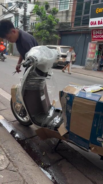 Xe máy điện VinFast Klara S1 Trắng. Mua bán Xe máy tại Quận Hà Đông Hà Nội được đăng bởi Trương Thanh Hải hình 1