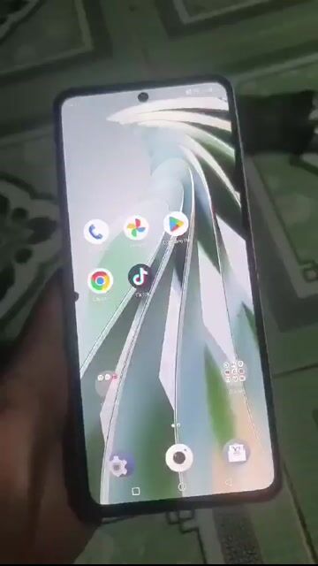 ZTE Libero Flip 5G 6GB/128GB Đen. Mua bán Điện thoại tại Thành phố Thủ Đức Tp Hồ Chí Minh được đăng bởi Nấm Qac  hình 1
