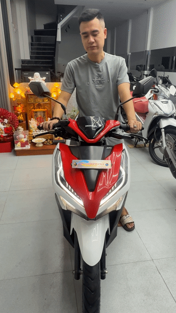 Vario 150 2022 Lướt 2800km B95 GÓP CẦN CCCD đủ 18t. Mua bán Xe máy tại Quận Ninh Kiều Cần Thơ được đăng bởi XE MÁY HOÀNG YẾN hình 1