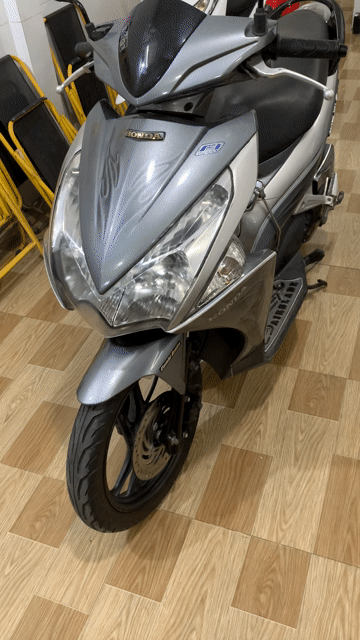 Honda Air Blade FI Bạc Đã sử dụng. Mua bán Xe máy tại Huyện Bến Lức Long An được đăng bởi Xe Đẹp Giá Tốt  hình 1