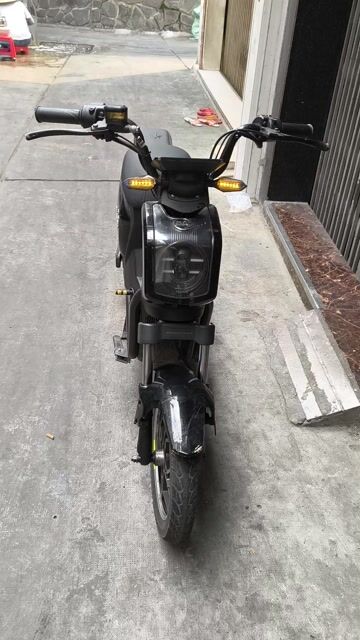 Xe đạp điện màu Đen hãng DK sparra. Mua bán Xe điện tại Quận 6 Tp Hồ Chí Minh được đăng bởi A tuấn hình 1