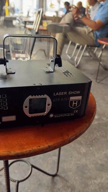 Đèn laser GTP.6767 Đen Đa sắc Trung Quốc. Mua bán Đèn tại Quận Bình Thạnh Tp Hồ Chí Minh được đăng bởi THÀNH 5095 hình 1