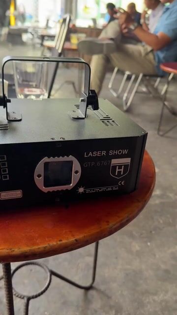Đèn laser GTP.6767 Đen Đa sắc Trung Quốc. Mua bán Đèn tại Quận Bình Thạnh Tp Hồ Chí Minh được đăng bởi THÀNH 5095 hình 1