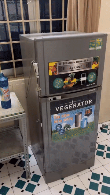 Tủ lạnh Sharp VEGERATOR Xám. Mua bán Tủ lạnh tại Quận Bình Thạnh Tp Hồ Chí Minh được đăng bởi Dũng Hồ thanh hình 1
