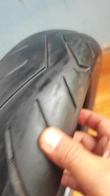 Vỏ Winer Ex 155 vva và Ex 150. Mua bán Phụ tùng xe tại Thành phố Biên Hòa Đồng Nai được đăng bởi Wan Wan hình 1