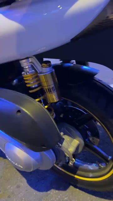 Honda SH150i 2010 Trắng ngọc trai. Mua bán Xe máy tại Quận 1 Tp Hồ Chí Minh được đăng bởi Nobita hình 1