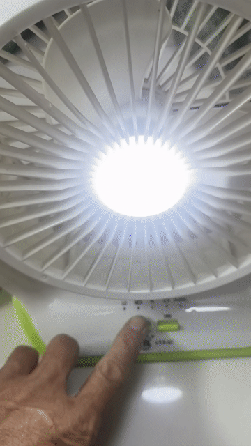 Quạt sạc mini Trắng, Hồng, Xanh lá. Mua bán Quạt tại Quận 8 Tp Hồ Chí Minh được đăng bởi cường  hình 1
