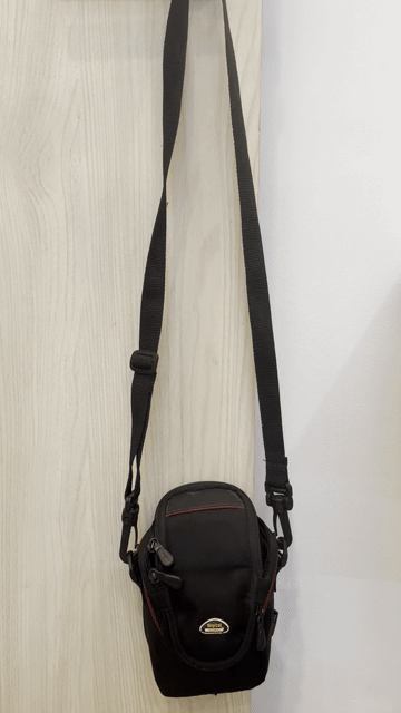 Túi đựng máy ảnh Vải Đen Unisex. Mua bán Túi xách tại Thành phố Thủ Đức Tp Hồ Chí Minh được đăng bởi Nguyen Nhật hình 1