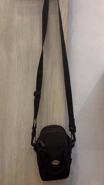 Túi đựng máy ảnh Vải Đen Unisex. Mua bán Túi xách tại Thành phố Thủ Đức Tp Hồ Chí Minh được đăng bởi Nguyen Nhật hình 1