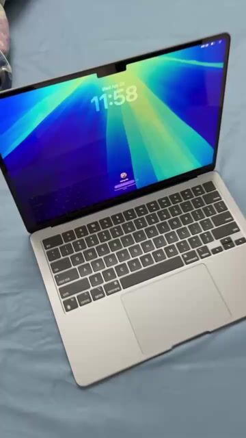 Apple MacBook Air M3 13 inch 16GB/256GB. Mua bán Laptop tại Quận Liên Chiểu Đà Nẵng được đăng bởi Quang Minh hình 1