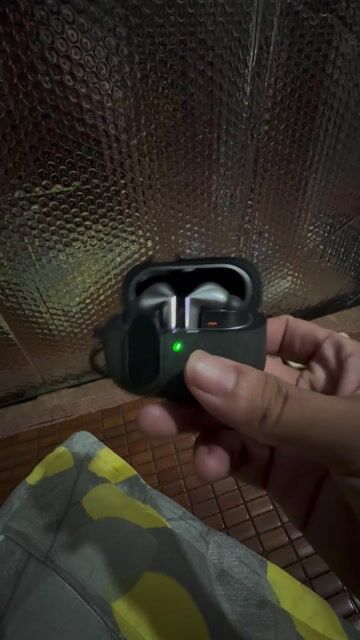 Tai nghe Buds 3 Pro Xám. Mua bán Tivi, Âm thanh tại Quận Hoàn Kiếm Hà Nội được đăng bởi phan văn  hoà hình 1