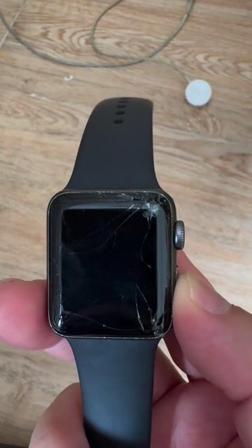 Apple Watch Series 3 Đen 38mm. Mua bán Thiết bị đeo thông minh tại Quận Tân Phú Tp Hồ Chí Minh được đăng bởi Minh hình 1