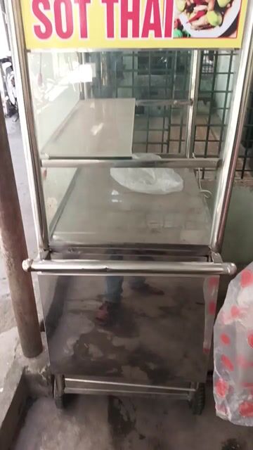 Xe đẩy inox 3 tầng bán hàng. Mua bán Phương tiện khác tại Quận Hải Châu Đà Nẵng được đăng bởi Duy tài hình 1