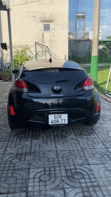 Hyundai Veloster 2011 Đen 1007 km. Mua bán Ô tô tại Huyện Long Thành Đồng Nai được đăng bởi Vũ Trường hình 1