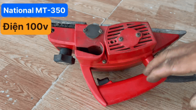 Máy bào gỗ National xài điện 110 volt, lưỡi 82mm,. Mua bán Đồ chuyên dụng, Giống nuôi trồng tại Quận Ô Môn Cần Thơ được đăng bởi SHOP Hàng bãi Cần Thơ 65 hình 1