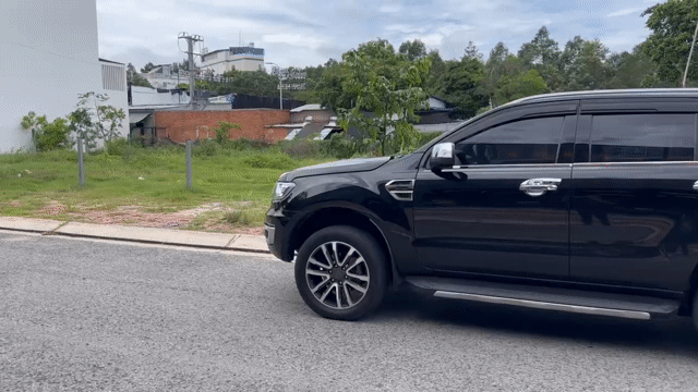 Ford Everest 2019 Tự động Đen. Mua bán Ô tô tại Thành phố Thủ Dầu Một Bình Dương được đăng bởi Phương Khánh hình 1