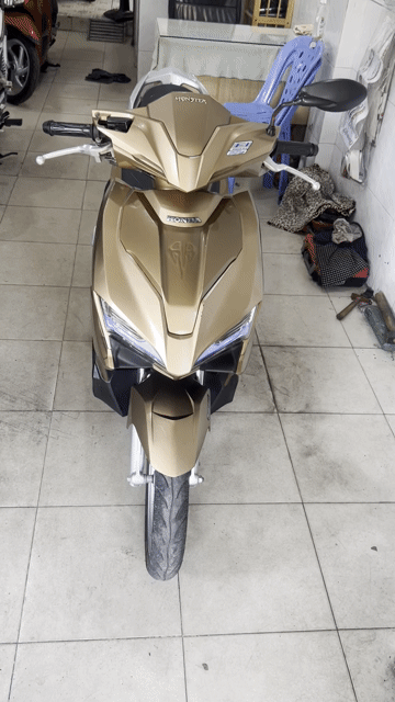 Honda Air Blade Vàng đồng 2016. Mua bán Xe máy tại Thành phố Biên Hòa Đồng Nai được đăng bởi cửa hàng xe máy Anh Tuấn hình 1