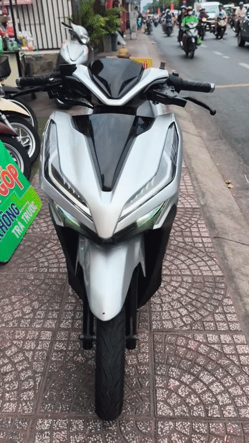 Honda Vario 150cc 2018 Indonesia bs 59va-30921. Mua bán Xe máy tại Quận Phú Nhuận Tp Hồ Chí Minh được đăng bởi xe39com hình 1