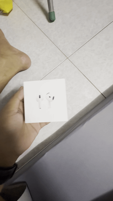 Tai nghe Apple AirPods 4 Trắng Nguyên seal. Mua bán Tivi, Âm thanh tại Quận 7 Tp Hồ Chí Minh được đăng bởi Tuấn Đoàn hình 1