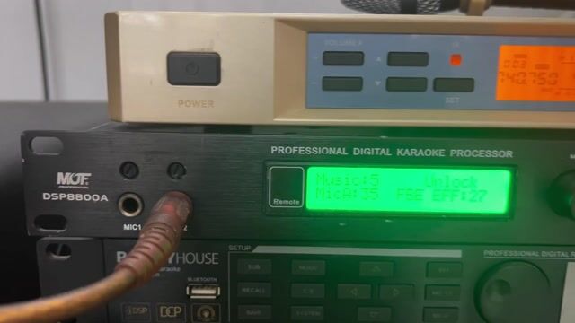 Vang số karaoke Tk960 Nguyên zin. Mua bán Tivi, Âm thanh tại Thành phố Tây Ninh Tây Ninh được đăng bởi Thành hình 1
