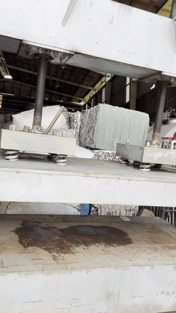 Máy ép công nghiệp Đang sử dụng tốt. Mua bán Đồ chuyên dụng, Giống nuôi trồng tại Thành phố Buôn Ma Thuột Đắk Lắk được đăng bởi lâm hình 1