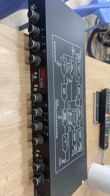 Idols Audio Multiband Sound Processor Đen. Mua bán Tivi, Âm thanh tại Quận Tân Phú Tp Hồ Chí Minh được đăng bởi SỬA XE TIẾN PHÁT. hình 1