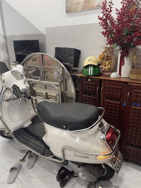 Piaggio Vespa 2013 Trắng. Mua bán Xe máy tại Quận Cẩm Lệ Đà Nẵng được đăng bởi nguyễn mai anh phương hình 1