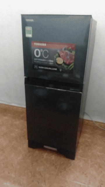 Tủ lạnh Toshiba Inverter 180L Đen. Mua bán Tủ lạnh tại Quận Hoàng Mai Hà Nội được đăng bởi Tên chưa cung cấp hình 1