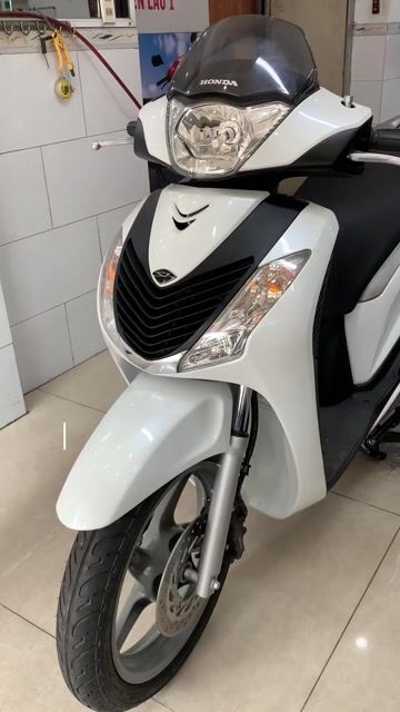 SH150 2010 sm104 zin chưa rớt đầu.. Mua bán Xe máy tại Quận Phú Nhuận Tp Hồ Chí Minh được đăng bởi Cungsport hình 1