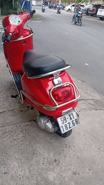 Piaggio Vespa LX 125 Đỏ. Mua bán Xe máy tại Thành phố Thủ Đức Tp Hồ Chí Minh được đăng bởi Tinanguyen hình 1