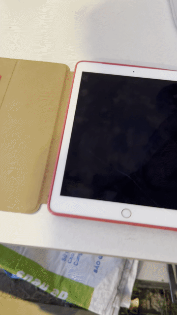 Apple iPad 2 Trắng. Mua bán Máy tính bảng tại Thành phố Thủ Đức Tp Hồ Chí Minh được đăng bởi TrọngVăn hình 1