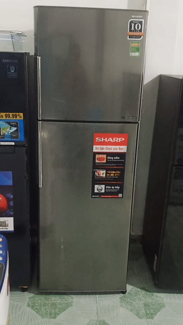 Tủ lạnh Sharp 342 lít INVERTER tiết kiệm điện zin. Mua bán Tủ lạnh tại Quận 7 Tp Hồ Chí Minh được đăng bởi LÊ DƯƠNG 87 hình 1