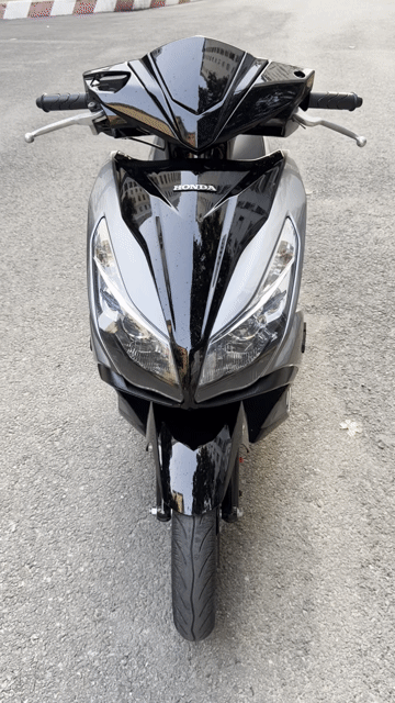 Honda Air Blade 125 BSTP chính chủ công chứng. Mua bán Xe máy tại Quận 12 Tp Hồ Chí Minh được đăng bởi XE MÁY HẢI THANH hình 1