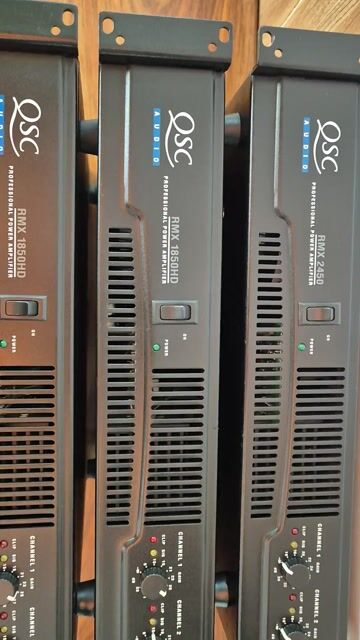 Cục đẩy công suất QSC RMX1850HD Đen Mỹ. Mua bán Tivi, Âm thanh tại Huyện Thuỷ Nguyên Hải Phòng được đăng bởi Đức hoàng audio Hàng bãi cao cấp hình 1