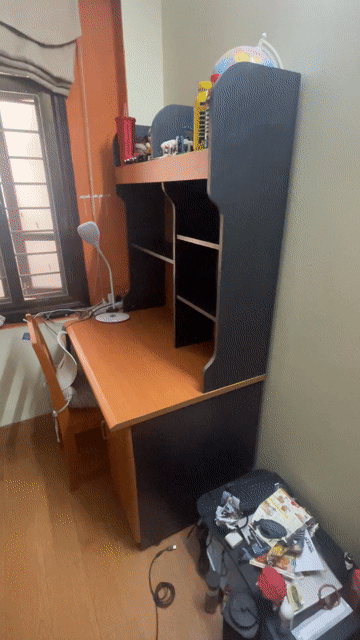 Bàn học Hoà Phát New Trend cũ. Mua bán Bàn ghế tại Quận Tây Hồ Hà Nội được đăng bởi Nguyễn Trần Minh Quang hình 1