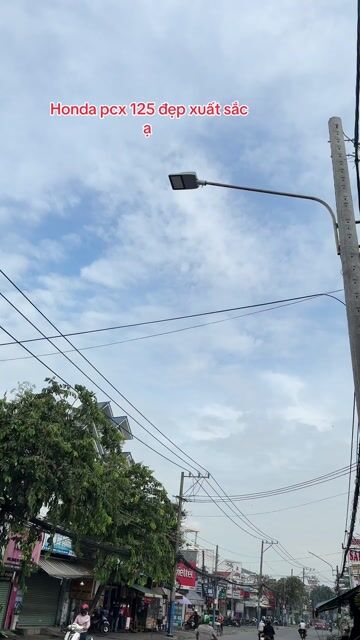 HONDA PCX 125 .XE CHÍNH CHỦ CÔNG CHỨNG-CÒN MỚI 95%. Mua bán Xe máy tại Thành phố Thủ Đức Tp Hồ Chí Minh được đăng bởi Xe máy Anh Thư hình 1