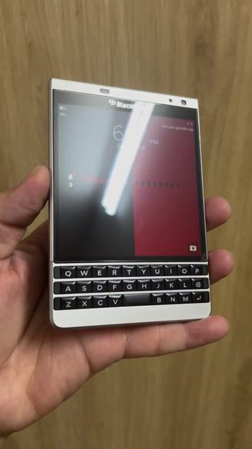 BlackBerry Passport Silver Bạc keng full 98%. Mua bán Điện thoại tại Quận Bình Thạnh Tp Hồ Chí Minh được đăng bởi Lương Quốc hình 1