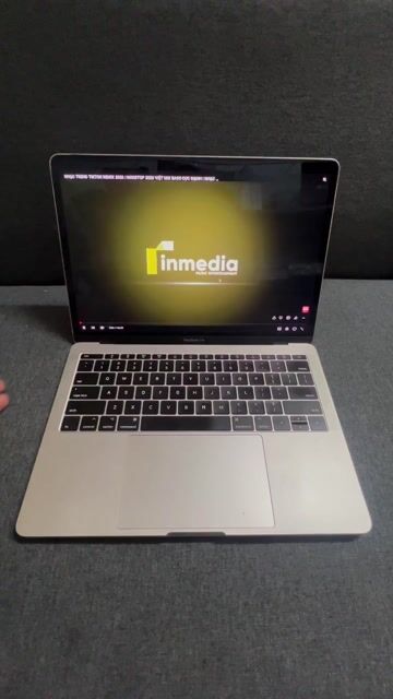 Apple Macbook Pro 2017 13 in i7 16GB/256GB. Mua bán Laptop tại Quận Đống Đa Hà Nội được đăng bởi Tiến Mạnh hình 1