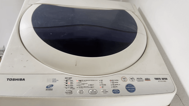 Máy giặt Toshiba 8.0kg cửa trên Trắng Nhật Bản. Mua bán Máy giặt tại Quận Tây Hồ Hà Nội được đăng bởi Vũ Anh hình 1