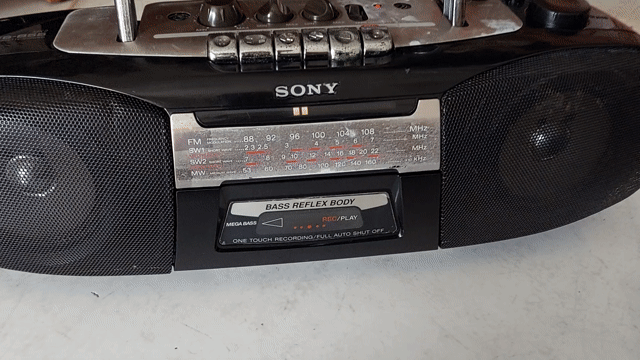 Đài cassette Sony CFS-B5S MKII. Mua bán Tivi, Âm thanh tại Huyện Bình Chánh Tp Hồ Chí Minh được đăng bởi Le va loa amply bãi hình 1
