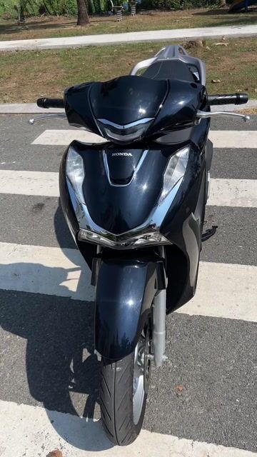 Honda SH 160i 2024 CBS Đen 9700 km. Mua bán Xe máy tại Quận Gò Vấp Tp Hồ Chí Minh được đăng bởi Huỳnh Ngọc Thắng hình 1