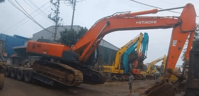 Bán Máy xúc Hitachi ZX360-3G Cam Hàng Nhập. Mua bán Phương tiện khác tại Huyện Hàm Tân Bình Thuận được đăng bởi Dương An hình 1