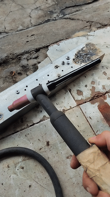 Máy hàn TIG Jasic Cam Chính hãng. Mua bán Đồ chuyên dụng, Giống nuôi trồng tại Thành phố Biên Hòa Đồng Nai được đăng bởi Xuân thanh hình 1