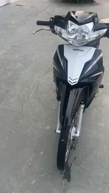 wave blade 2017 cavet theo xe giấy tờ đầy đủ máy z. Mua bán Xe máy tại Quận 7 Tp Hồ Chí Minh được đăng bởi Gia Bảo  hình 1