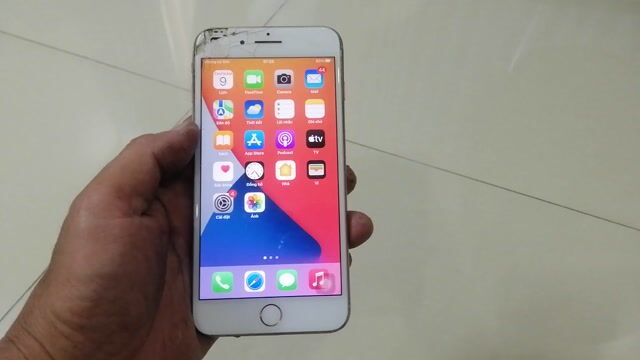 Apple iPhone 8 Plus 256GB Trắng. Mua bán Điện thoại tại Thành phố Thủ Đức Tp Hồ Chí Minh được đăng bởi Bao Anh Deco hình 1