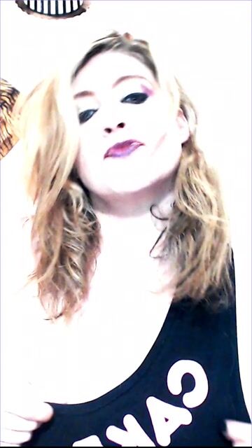 Model - FallenGrace bigtits